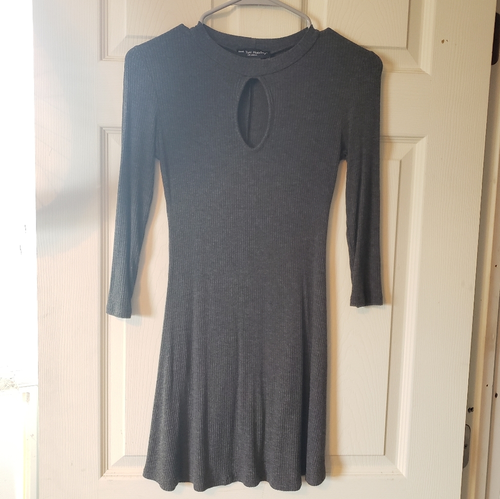 Ribbed keyhole knit dress